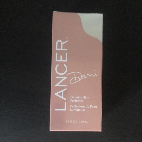 Lancer Skincare - Dani Glowing Skin Perfector - Picture 8 of 8